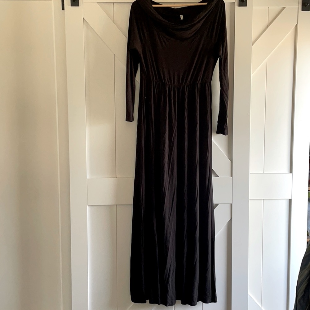 Cowl neck jersey maxi maternity dress